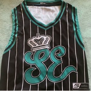 NOT SELLING ISO SENIOR ELITE CROP JERSEY
